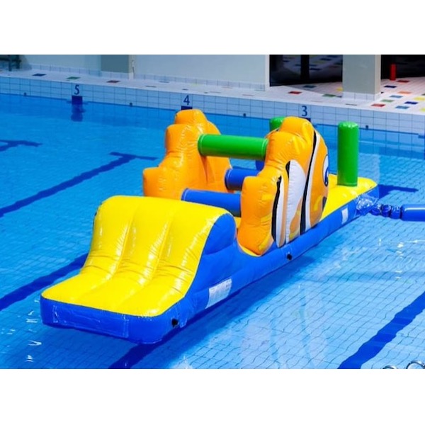Waterstormbaan visrun met slide