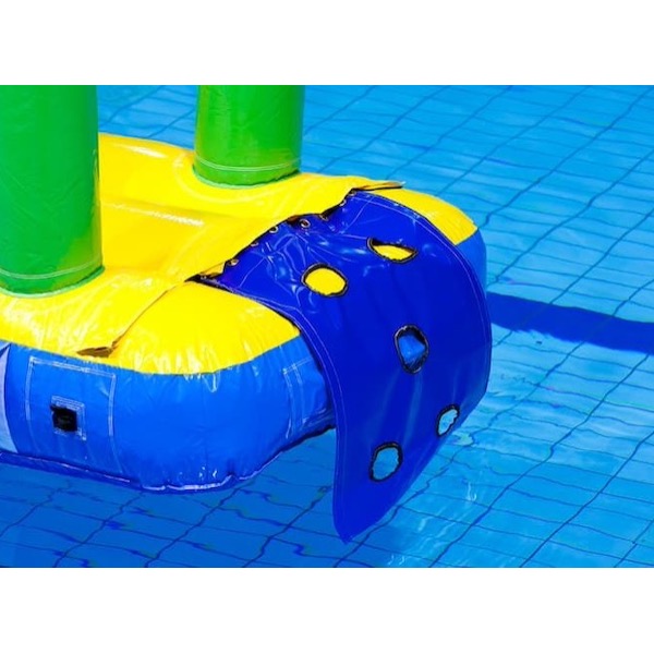 Waterstormbaan visrun met slide